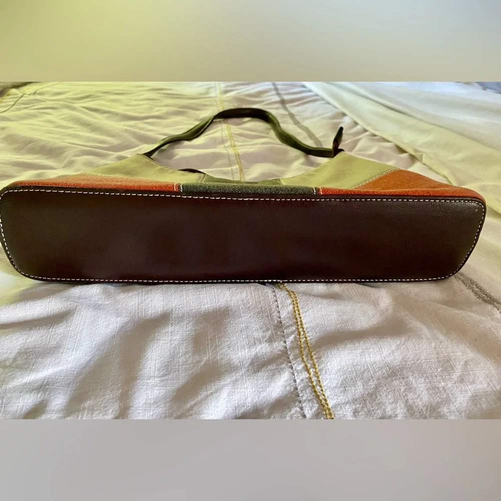 Colorblock Canvas Shoulder Bag - Picture 2 of 6